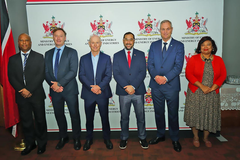 Taylor Engineering and IOPC Funds representatives with the Minister of Energy at the Ministry of Energy and Energy Industries